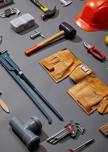 high-angle-view-of-tool-belt-hammers-monkey-wren-2024-11-10-16-45-57-974B5KV.jpg